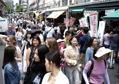 "여행하면서 돈 번다"…日 대학생·노인에게 인기 폭발 '이 알바' [뉴 잡스]