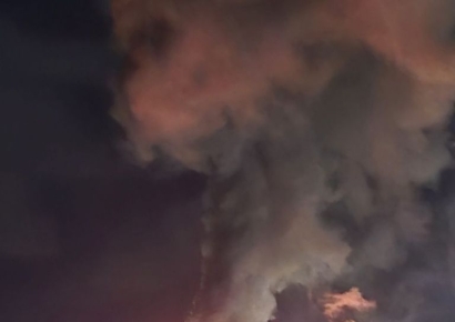 포스코 포항제철소서 '큰 불'…높이 50m 3파이넥스공장에 불기둥(종합)