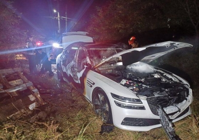 렌터카 불타고 운전자 사라져…휴대전화는 5km 떨어진 곳에서 발견