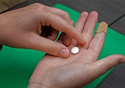 "트럼프가 뭘 할지 몰라"…미 여성들 때아닌 '낙태약 사재기'