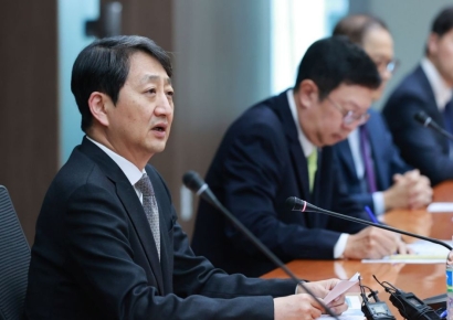 "K-배터리는 탈중국 공급망의 핵심…지나친 우려는 毒"