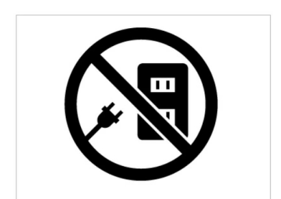 카페에서 폰 함부로 충전하면 '절도죄'…한국과 다른 문화 [日요일日문화]