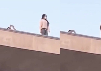 "제 정신인가"…'좋아요' 때문에 박물관 옥상 올라간 커플