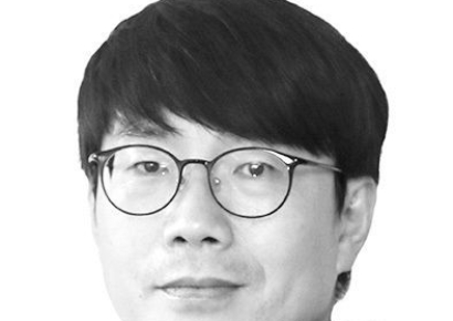 [Stones and Stories] Only What Is Shaped with Heart Can Stand Strong