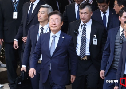 [포토] 이재명, 집행유예 2년형…의원직 박탈 위기