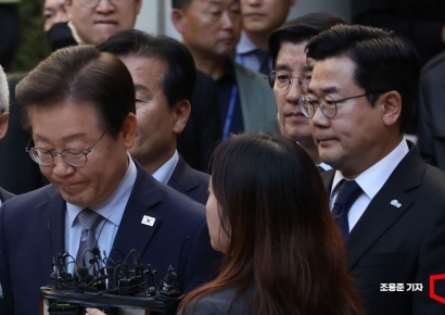 [포토] 굳은 표정의 이재명 대표