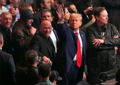 트럼프, UFC '깜짝 등장'…옆자리엔 '퍼스트 버디' 머스크