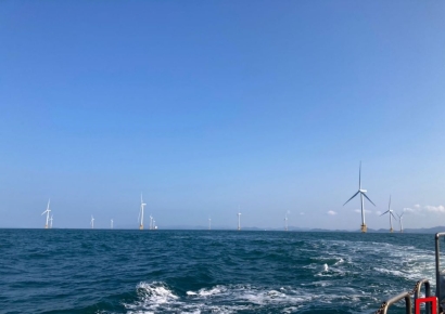 "바다 한 가운데 풍차를 돌려라"…해상풍력 O&M 시장 열린다