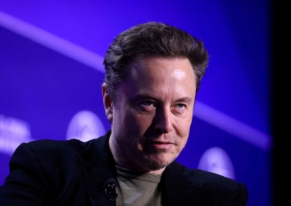 "절반 자른다" 머스크 감원 예고에 230만 美공무원 긴장