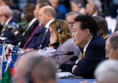 尹, 러시아 면전서 러·북협력 작심비판…美·日·EU·캐나다·호주도  