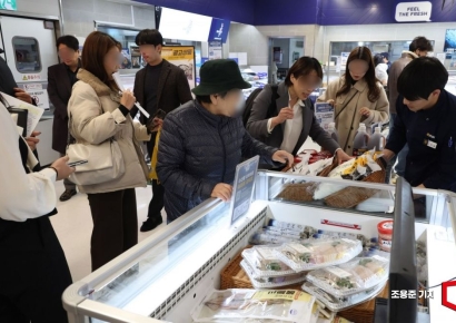 "마트가면 꼭 삽니다"…한 달 90만원, 커지는 식비 부담에 선택한 것