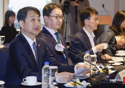 [포토] 반도체업계 만난 안덕근 장관