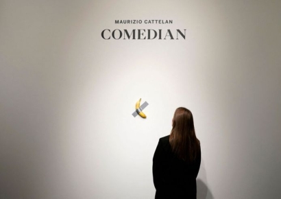 테이프 두른 500원 짜리 바나나…86억 주고 산 사람