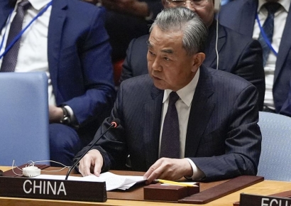 中 왕이 외교부장, 유럽 각국 연쇄회담…美·대만 겨냥 외교전 나서