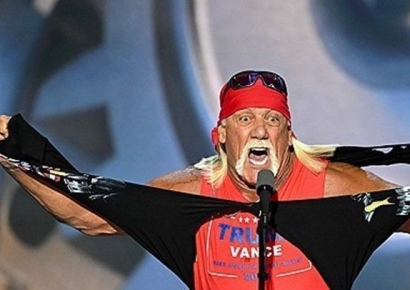 '열정적 지지' 헐크 호건도 트럼프 행정부 들어가나