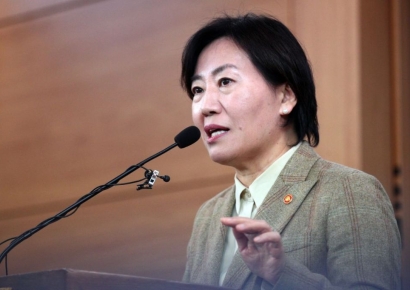 송미령 농식품 장관 "'양곡법·농안법 개정안 등은 농망4법…농업 미래 망칠 것"