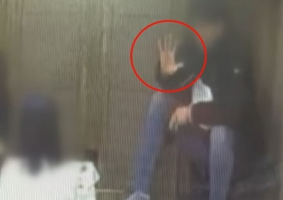 "미역국 왜 안줘" 따지던 손님, "배 아파" 쓰러지더니 "병원비 달라"