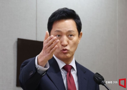 직접 해명 나선 오세훈 "여론조사 의뢰 안해… 비용대납은 의문"