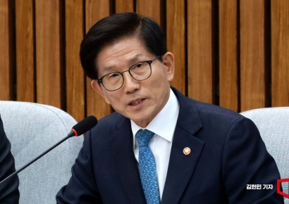 김문수 "尹 죄인 취급 너무해…대통령 예우 갖춰야"