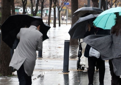 [포토] '바람 때문에'