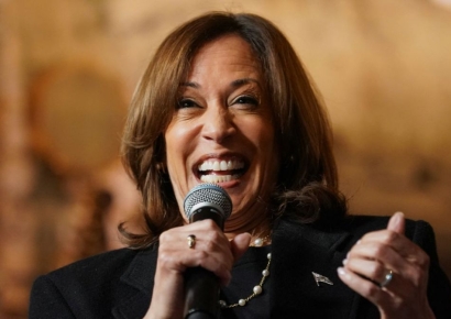 "해리스, 한번도 트럼프 앞선 적 없어"…캠프 보좌진 뒤늦게 실토