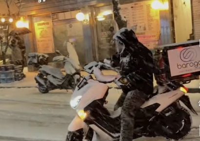 "폭설에 배달시켜 먹으면 무개념 인가요?"