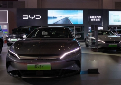 中비야디, "부품가 10% 낮춰라"…전기차 '출혈 경쟁' 가열