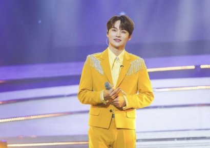 "큰형 작은형 연이은 비보에 멀쩡할 리가" vs "그 와중에 성형수술"…병역면제 갑론을박