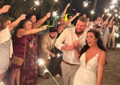 결혼식 막 끝났는데…음주운전 차량에 치인 신부 사망