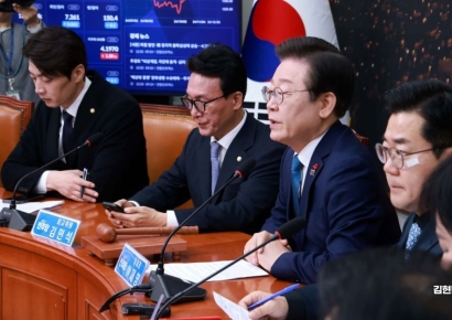 민주당 "尹 탄핵 7일 오후7시에 표결 추진…국힘 의원에게 생각할 시간 주겠다"