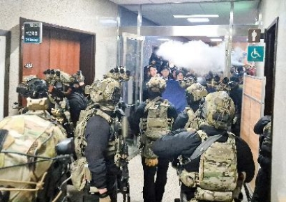 국방부 "12·3 때 위법명령 따르지 않은 장병 포상예정"