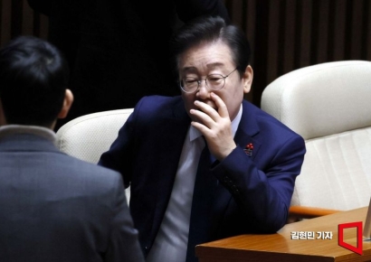 외신들 "尹 다음은 이재명, 한동훈, 조국"…가장 유력한 한명은?