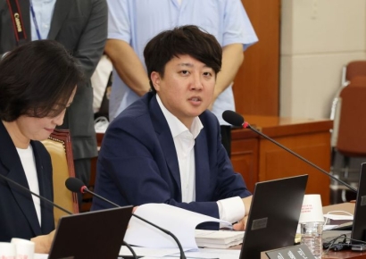 이준석 "계엄령 이유 분석 필요 없다…尹, 그냥 이상한 사람"