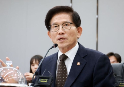 김문수 "계엄 위헌 여부 판단해본 적 없다"