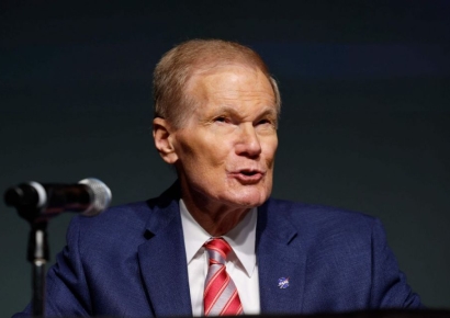 NASA, 인류 달착륙 2027년으로 미뤄‥한미 협력도 영향 가능성