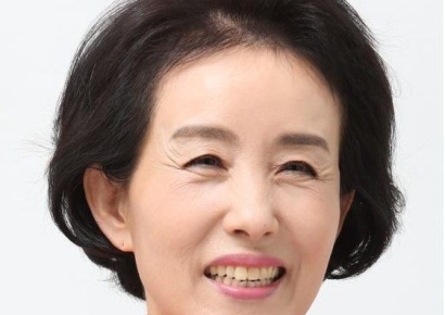 탄핵 표결 하루 전인데…尹, 박선영 진실화해위원장 임명 재가