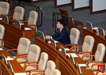 안철수 "尹, 의연하게 법정에서 법리로 싸우라"