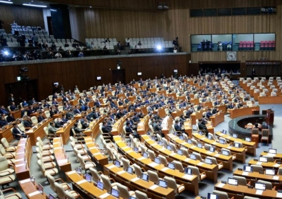 '윤석열 탄핵' 문턱은 높았다…"국민의힘 균열도 시작"