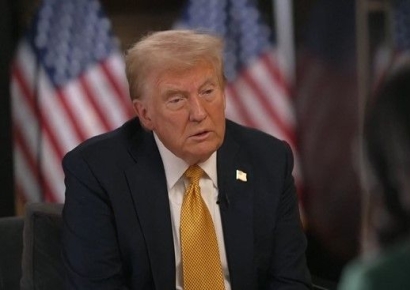 트럼프, 대선 후 첫 인터뷰서 "파월 해고 계획 없어…관세, 아름다운 말"