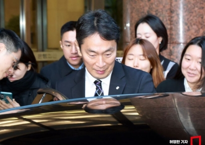 '정국 불안 장기화 우려' 이복현 "금융정책 일관 추진…해외투자자와 소통 강화"