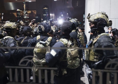 결국 '기소된 尹', 검찰 "내란 우두머리 혐의…비상계엄은 국헌문란 폭동"