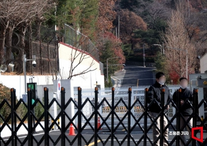 [포토] 삼엄한 대통령 관저 앞