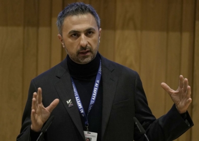 머스크만이 아니다…'챗GPT 아버지' 올트먼에 맞서는 MS의 남자