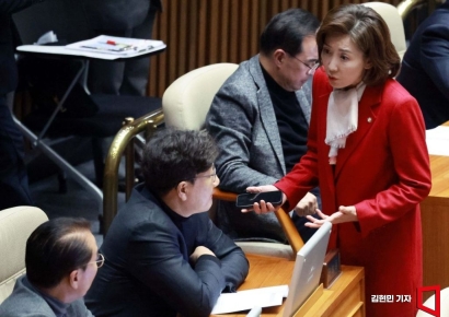 나경원, '尹내란죄 자백' 한동훈에 "가벼워도 너무 가벼워"