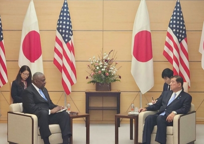 日 총리, 美 국방장관에 "韓 계엄, 누구도 상상치 못했을 것"