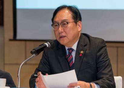 산업부 "美, 철강·알루미늄 25% 관세…철강 수출 감소 우려"