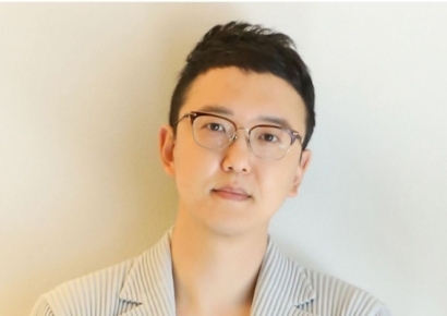 '83년생, 200억 자산가' 말고 작가로 불러주세요…베스트셀러 저자 송희구