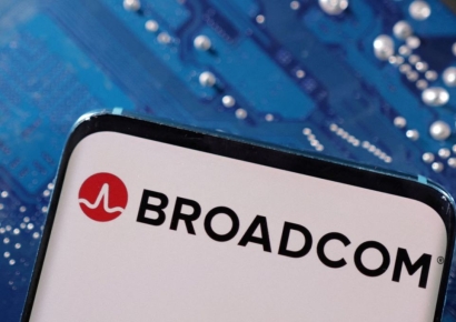 "애플, 브로드컴과 AI 서버 칩 개발 중"…엔비디아 의존 낮추기