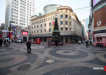 지갑 닫은 국민들, 소매판매 21년 만에 ‘최악’(종합)