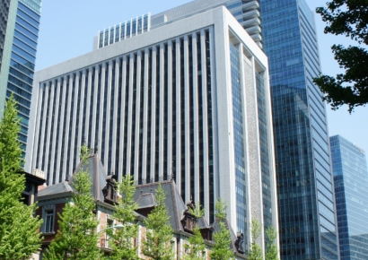 정년 퇴직자도 연봉 9400만원…인력난에 파격 조건 내놓은 회사